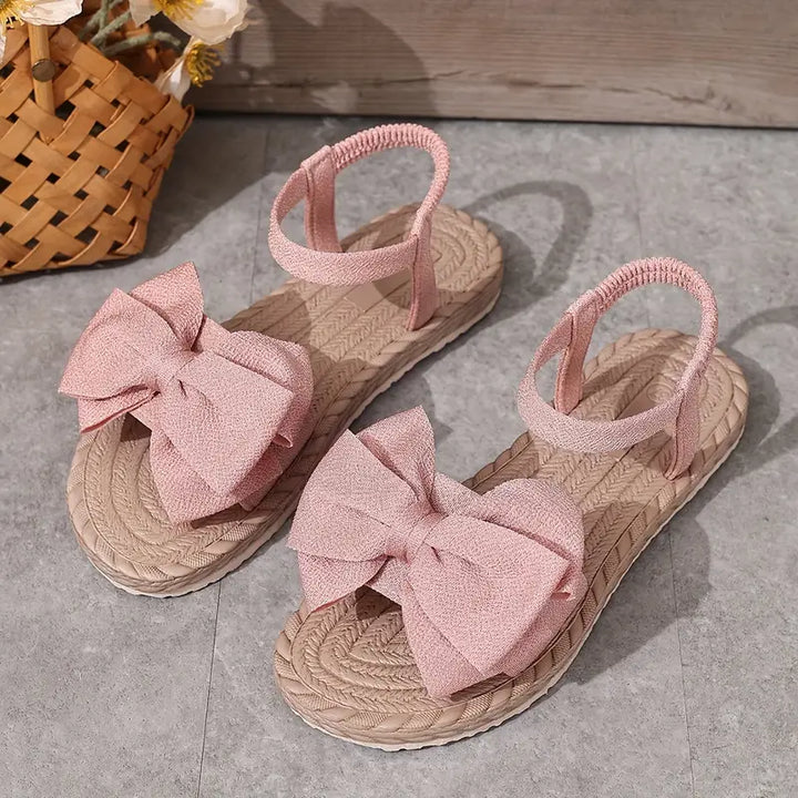 Sakura - スタイリッシュで快適なサンダル